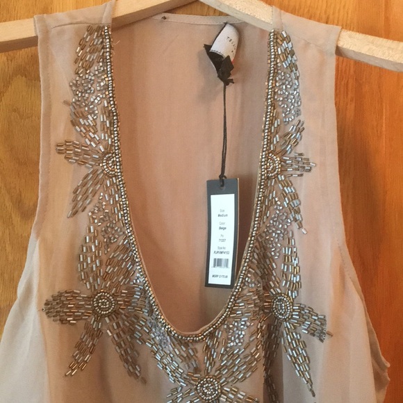 Gorgeous Romeo & Juliet beaded top NWT - Picture 2 of 3